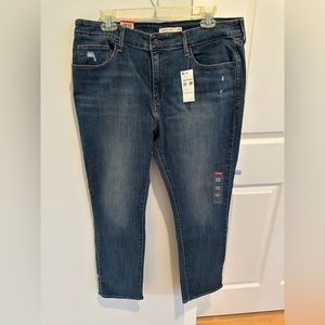 NWT Levi’s midrise skinny size 16 short